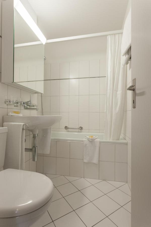 Ema House Serviced Apartments Aussersihl Zürich Exterior foto